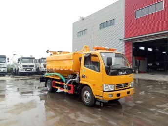 重慶專用車廠家 高壓清洗吸污車、吸糞車及管道疏通車價格解析